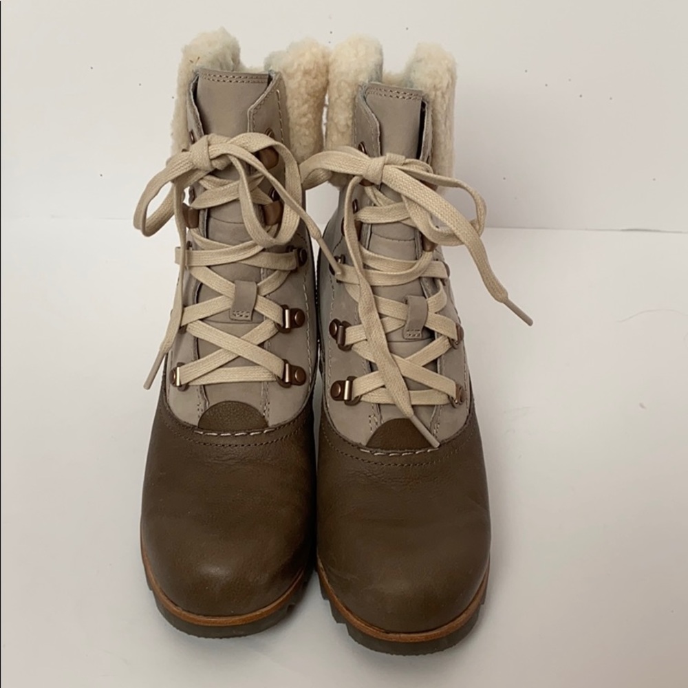 Sorel super cute and comfy booties. - Picture 2 of 7